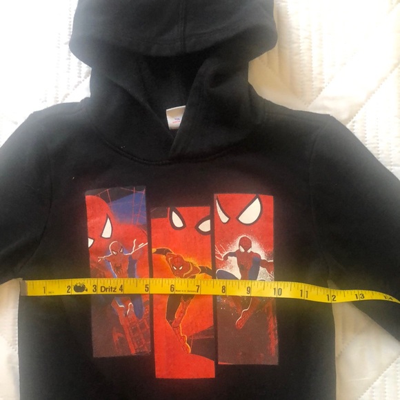 Marvel Spider-Man￼ Boys Pull over Sweatshirt￼ Long sleeve hooded size 5T. Movie - Picture 2 of 10